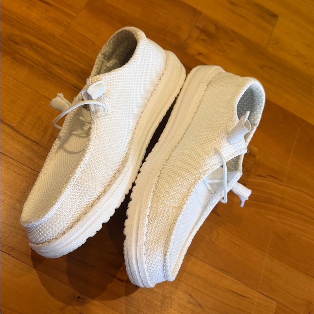 Hey Dude Wendy Stretch Sox White Slip-On Loafers womens 7 comfort walking shoes - Picture 8 of 14